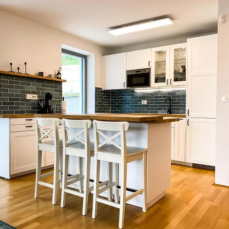 Apartament Lakeview *