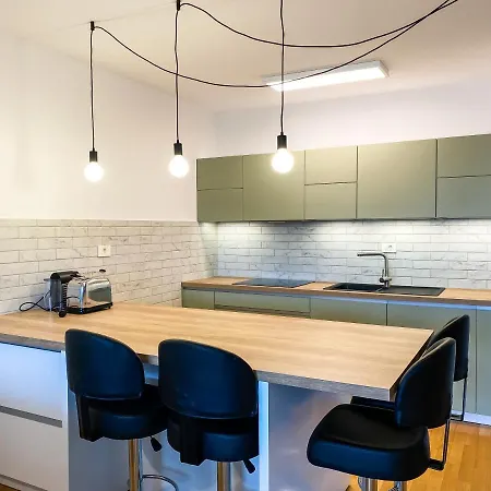 Apartment Lakeview