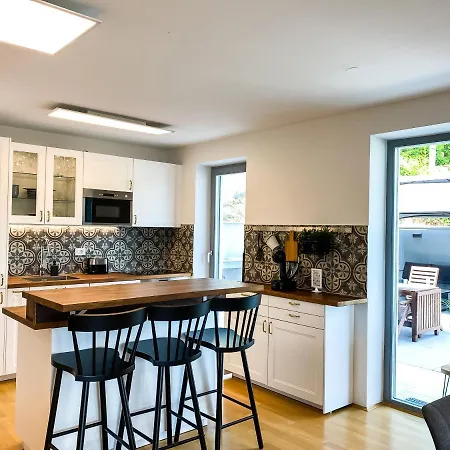 Lakeview Apartment