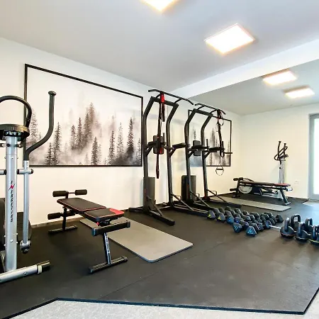 Lakeview Apartament *