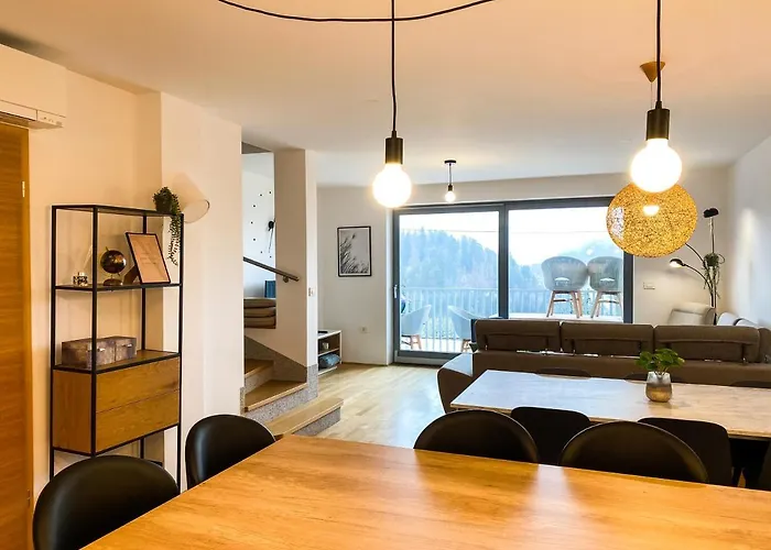 Lakeview アパート *