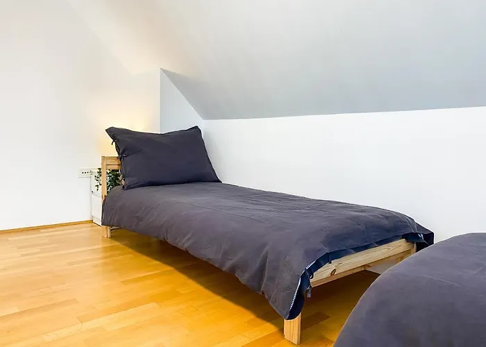 Lakeview アパート *